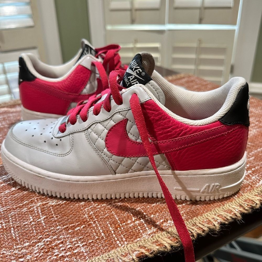 Vintage Nike Air Force 1 Quilted Pink Sneakers Size 8